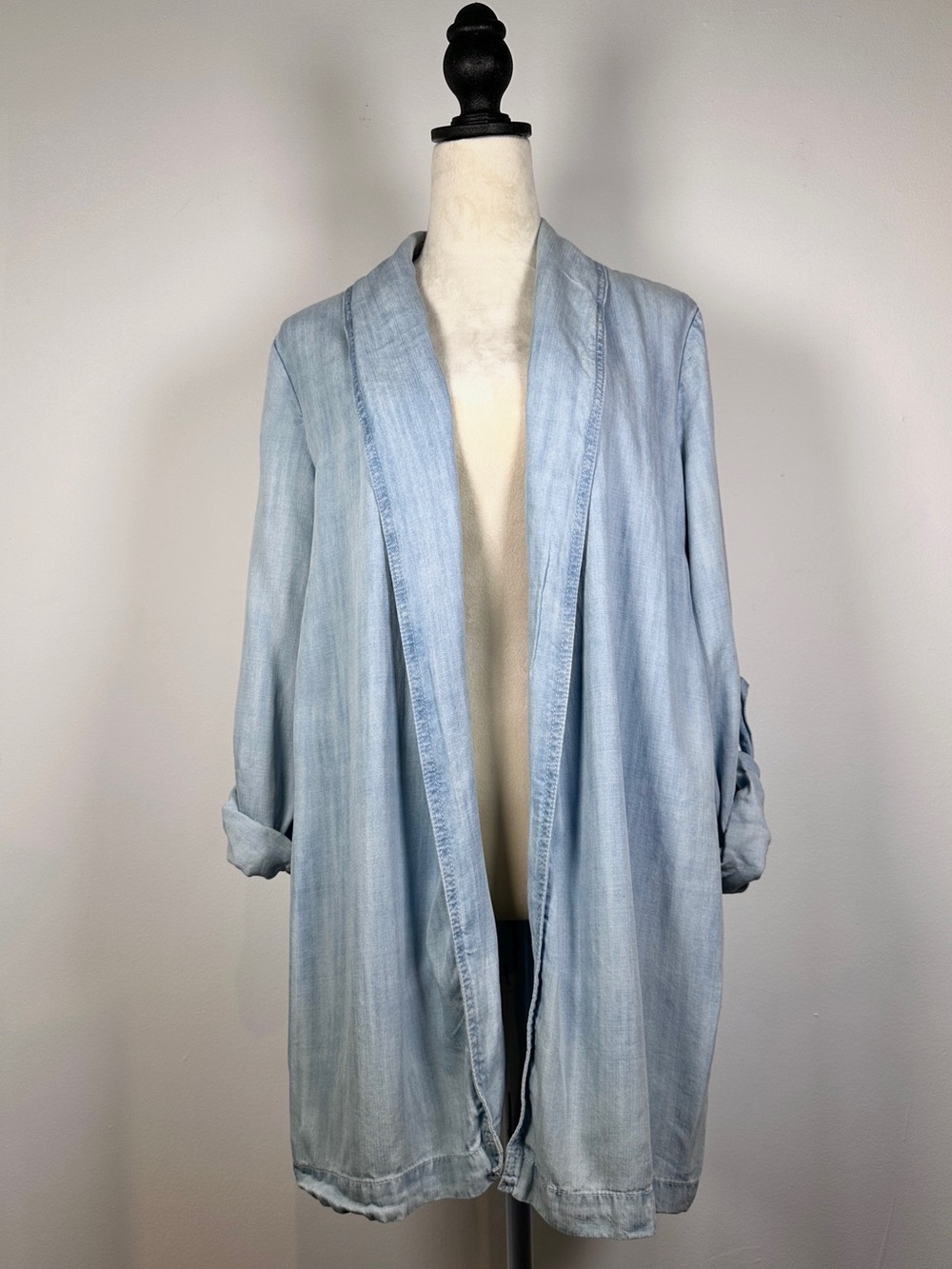 Madison Cinqcent 100% Lyocell Waterfall Jacket | Chambray Blue | Size M